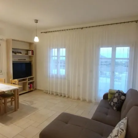 شقة Levanda Paros House *